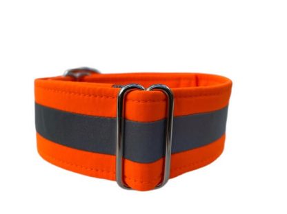 Obojek reflexní polostahovací, softshell, oranžová, detail reflexí pásek, průvlečná spoma