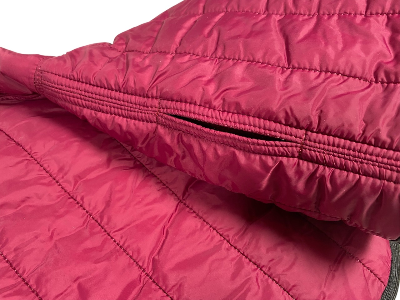 Zimní bunda pro chrta Alta, fuchsiová, průstřih